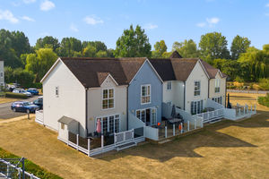 Drone of lakeside deck- click for photo gallery